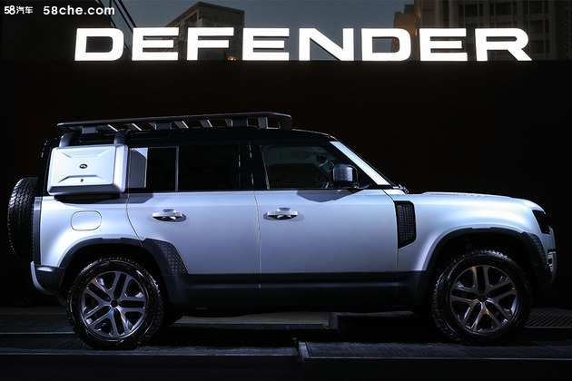 新硬汉 全新路虎卫士110车型亮相+预售