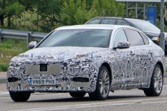 新款捷豹XF L和XF Sportbrake谍照曝光 或年底亮相