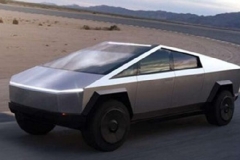 马斯克肯定用户建议  Cybertruck 或将采用可折叠后车窗