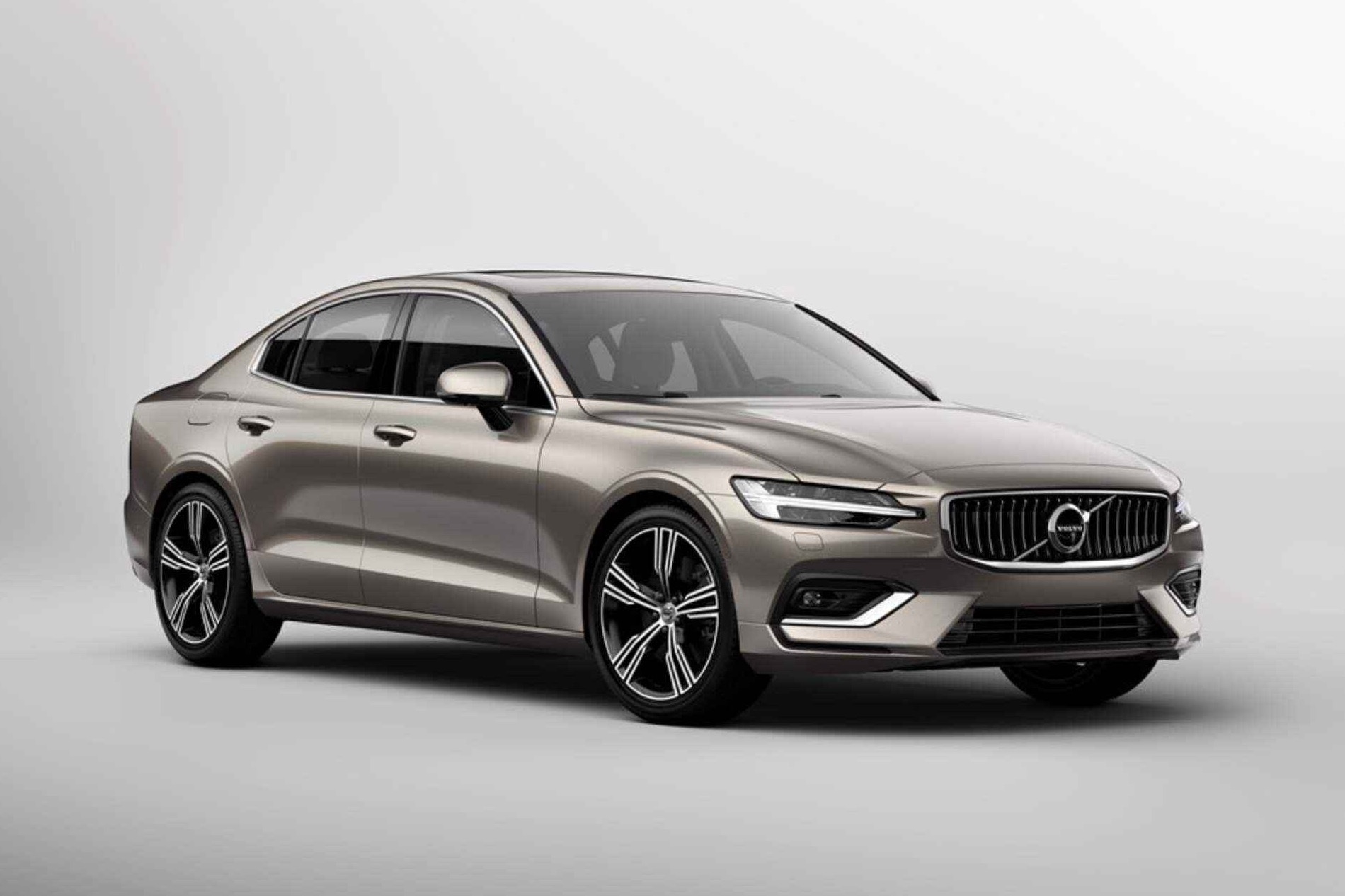 沃尔沃S60优惠6万，加7000可刷“北极星”，性价比如何？