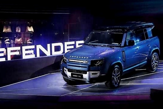 路虎全新卫士110预售，79万起