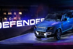 预售价79万起，全新一代路虎卫士：真不缺这口情怀饭