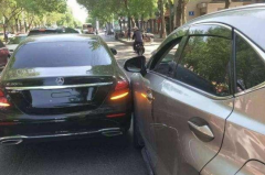 车子被撞，除了车损之外，还能索赔车辆折旧费吗？