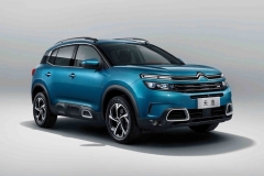 天逸C5 AIRCROSS 400THP旗舰版上市 售23.87万元