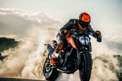 KTM 790Cafe复古跑车曝光，可能是最帅的KTM跑车了