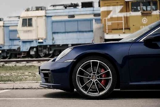 如果你的刹车异响，除了有异物外还可能有3个原因