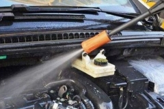 自己洗车后发现无法启动，维修工：这个动作足以让车报废