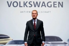 哪有什么宫斗，这只是大众的一次自我救赎 |青主谈