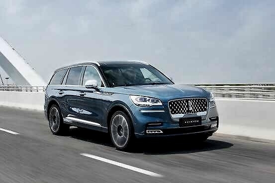 人到中年，有钱不一定非要BBA，这4款SUV低调奢华显实力