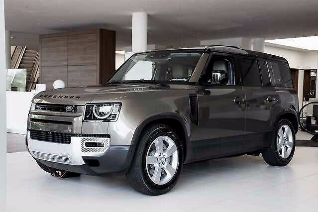 全新一代路虎卫士霸气来袭！粗旷中不失精致时尚，预售价79万起