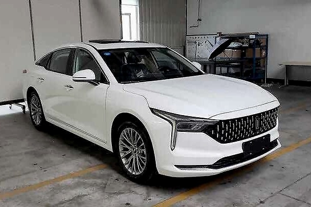 全新一汽奔腾B70申报图露出 诸多流行元素加身