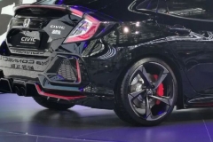 本田变道这一墨迹，赔了100万？| 小视频