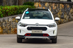 雪铁龙曾经的顶梁柱！硬上家族元素后，前五个月销量只有2233