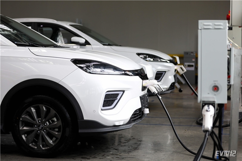 首批落地V2G技术车企，威马携手国网发力“新基建”