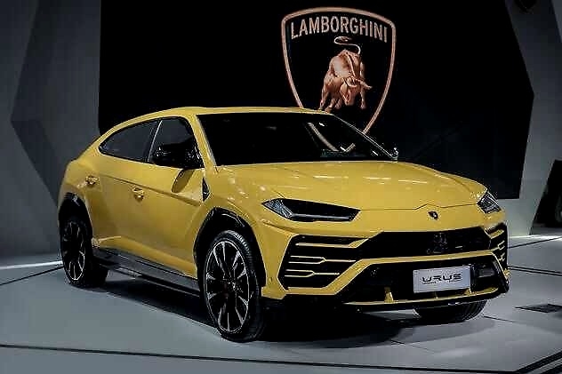 全新小牛后驱版、超级SUV Urus齐亮相车展，兰博基尼这次想玩啥？