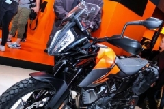 KTM高管确认全新490发动机为双缸，印度工厂研发生产将2022年亮相