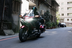 摩托车中的“劳斯莱斯”，本田金翼长途旅行体验