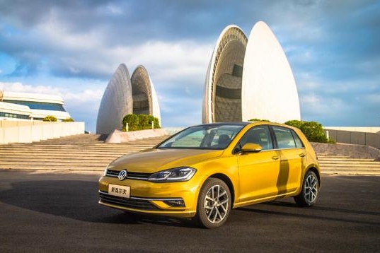 10万级合资两厢推荐，空间够用、外形运动，这4款车值得一看