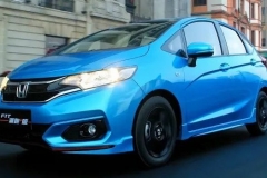 汽车保值有局限，小型两厢有亮点