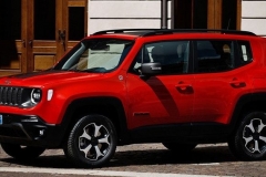 Jeep自由侠插混版海外上市 起售价约3.975万欧元