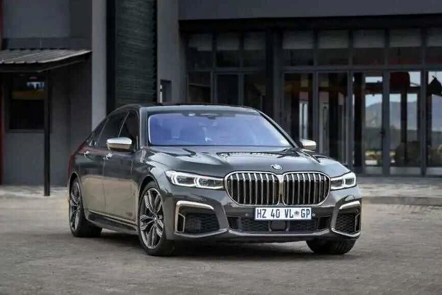 成功人士的烦恼：最不像司机的一台车，非M760Li莫属