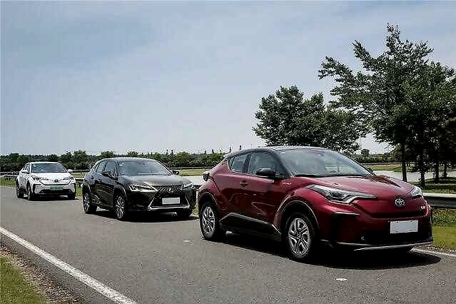 当“混动大师”丰田玩起纯电动，还溜吗？