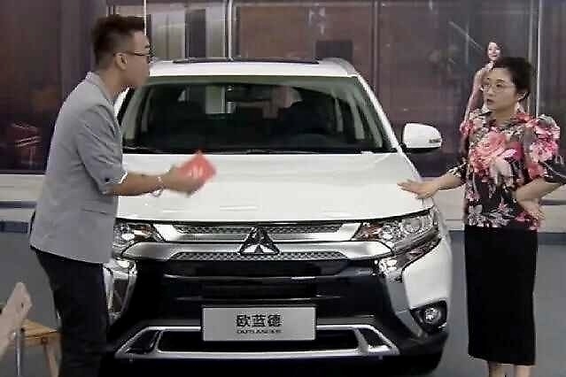 “买车，该不该听老婆的？”这场直播给出了“奇葩”答案！