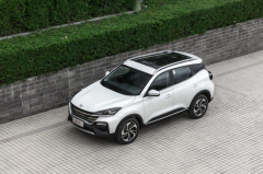 全身散发着“荷尔蒙”，5万出头的凯翼炫界，能受年轻人追捧吗？