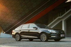 一辆国产轿车居然卖到20万！身为旗舰的它究竟有何实力？