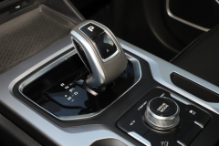 吉利豪越低开上市，13.96万顶配才是全车精髓