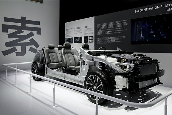 索纳塔十回归性价比：远低于竞品价格 还有9折保值计划