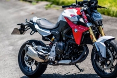 黑武士现身，宝马双缸F 900R街车改装展示