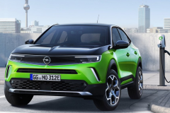 口香糖配色，PSA旗下欧宝发布概念车Mokka，有望进入国内市场