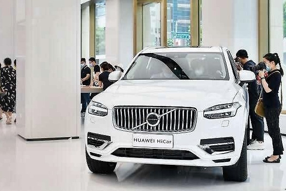 沃尔沃XC90 T8入驻华为上海全球旗舰店
