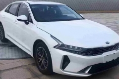 看个新车丨相较韩版改动较多，国产版起亚K5凯酷实拍