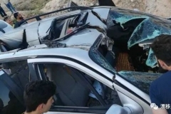 斩首导弹立下奇功！精准击杀2名基地头目，2米外平民毫发无伤