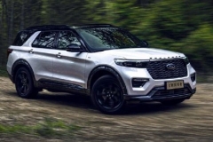 要Logo还是重内在？看探险者如何诠释40万级豪华SUV