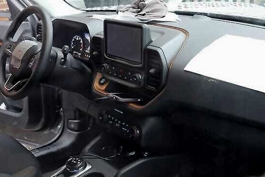 比牧马人好看 2.3T+10AT+大梁 福特硬派SUV重现“江湖”