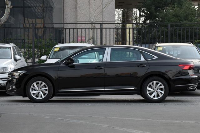 配置比美系车好，上汽大众帕萨特总能以舒适驾乘感打动人心