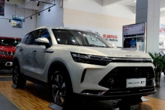 轱辘到店|黑科技扎堆、轴距超汉兰达，BEIJING-X7能否上市就热销？