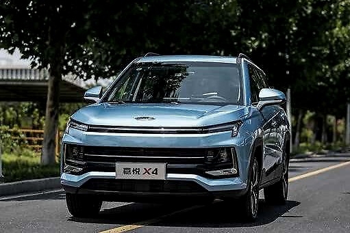 6.28-8.98万元，智炫精品SUV 嘉悦X4上市