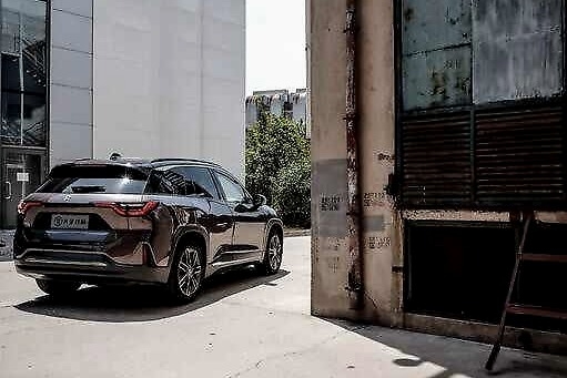 智行实验室|一脚电门下去，蔚来ES6能让你忘掉它是个中型SUV