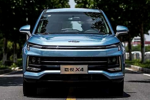 嘉悦X4要火！上市就少1万，1.5T现仅6.28万，颜值比510还高