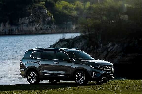 吉利豪越：站在人文与科技的十字路口