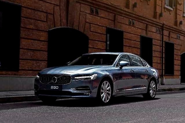 沃尔沃S90降价后，比奥迪A6L便宜，安全堪比奔驰E级，能入手吗？