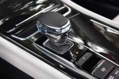 传祺GA8一步到位上顶配，标准的C级车尺寸，2.0T有看点