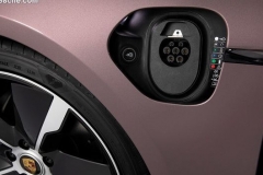 全新保时捷Taycan中国首发 预售88.8万起