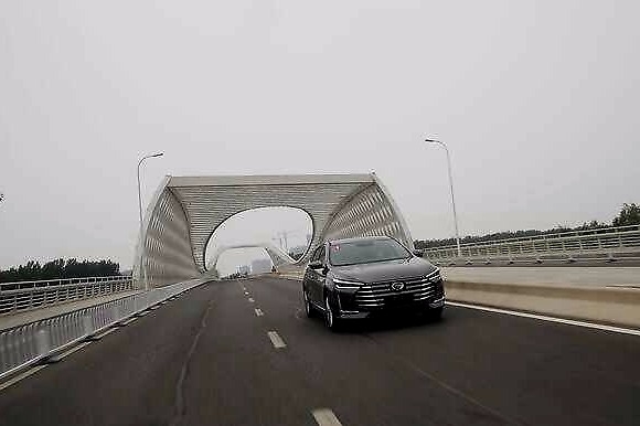 这才是国产旗舰该有的样子，传祺全新GA8上市，15.68万起售