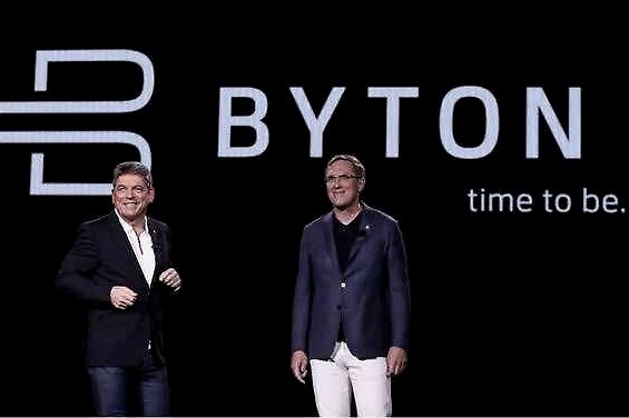 博郡拜腾赛麟集体退场，一地鸡毛谁来埋单？