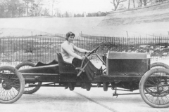 聊车室｜后视镜发展简史